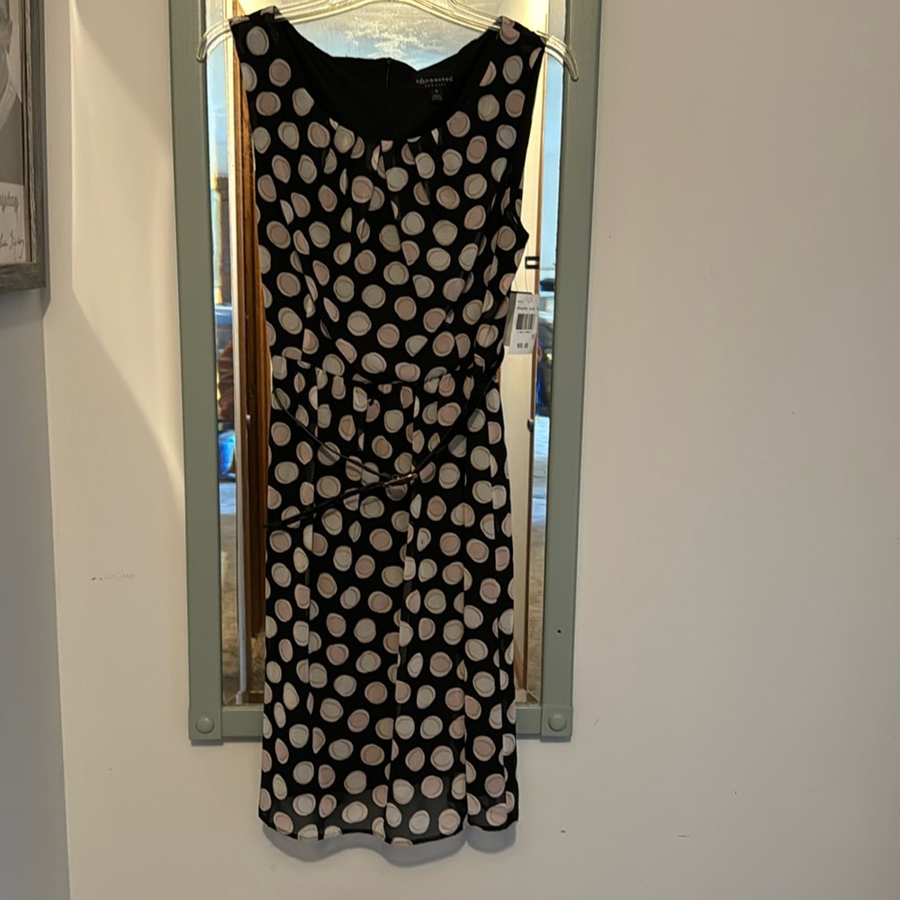 Connected Apparel. Sleeveless dress NWT. Polka dot. Belted. Zip in back.